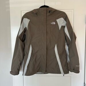 THE NORTH FACE Venture Waterproof Hooded Rain Jacket